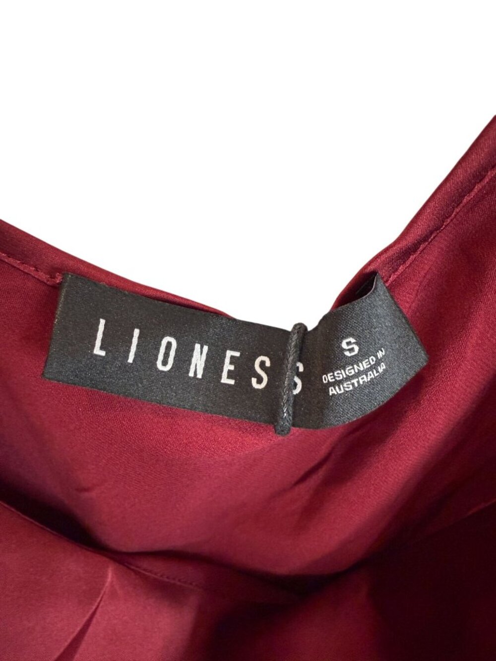 LIONESS Delilah Top in Burgundy NWT - Size Small - Picture 4 of 9